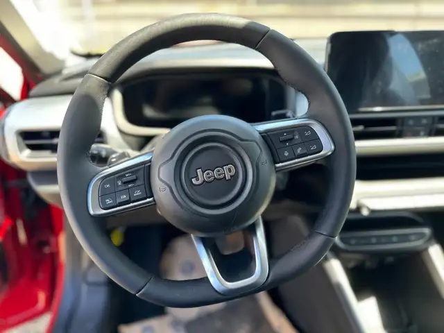 Jeep Avenger view 13