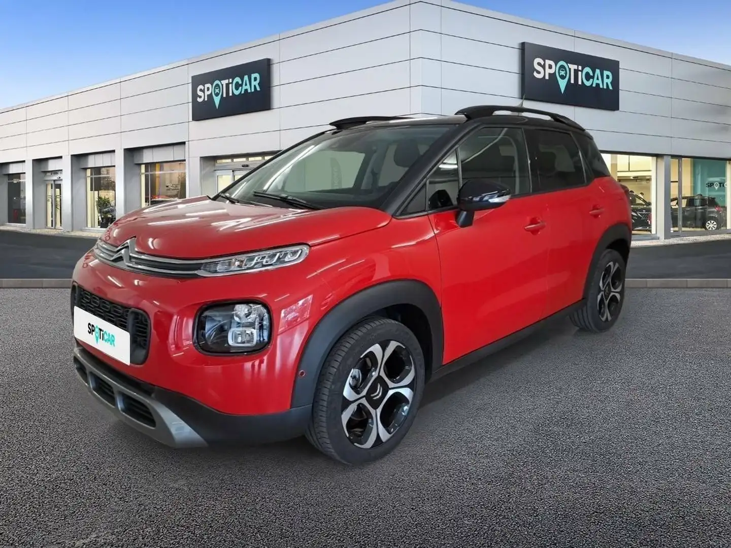 Citroen C3 Aircross Puretech S&S Shine EAT6 110 Rood - 1