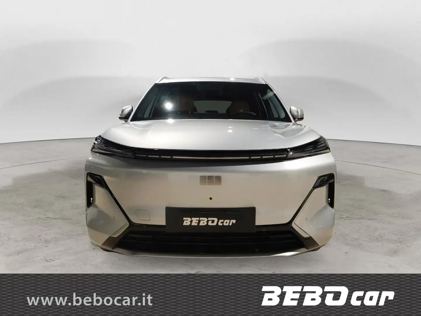 Geely Starray EM-i Starray 1.5L EM-i Launch Edition Silber - 2