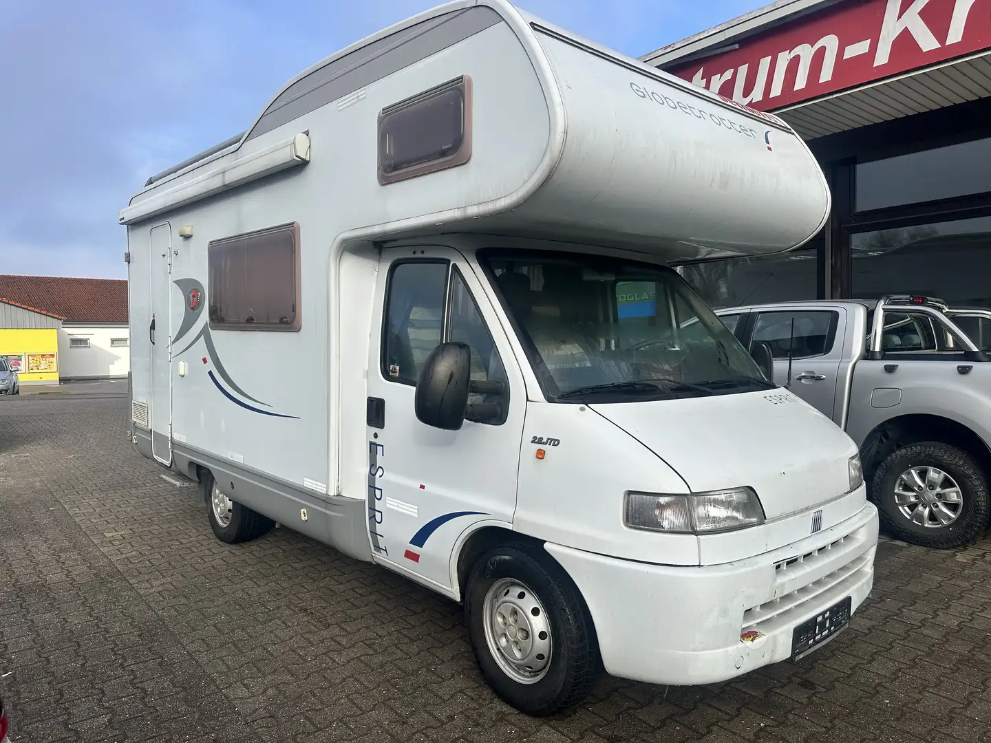 Fiat Ducato Wohnmobil Dethleffs Globetrotter Automatik Weiß - 1