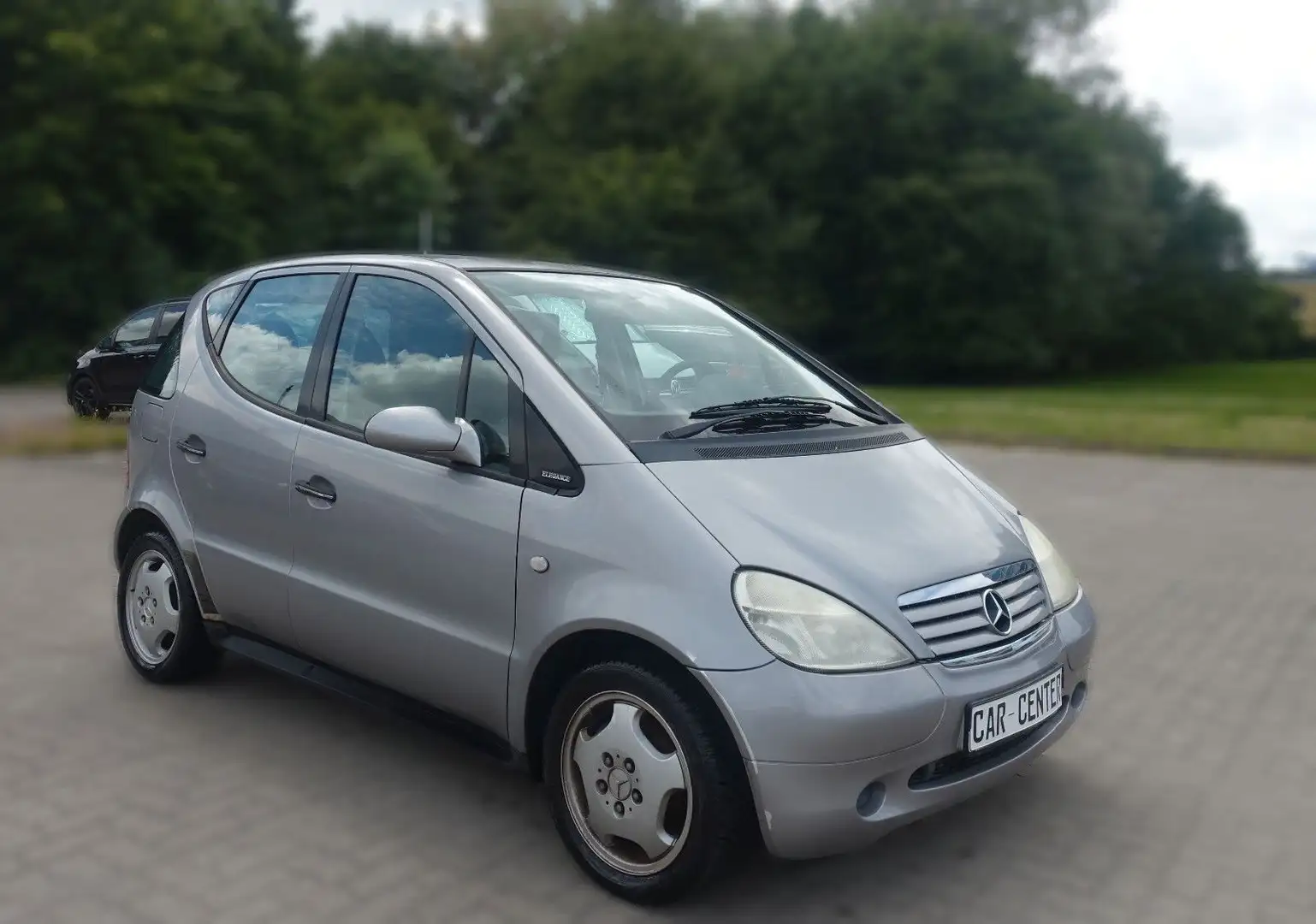 Mercedes-Benz A 140 Elegance Automatik Gris - 1