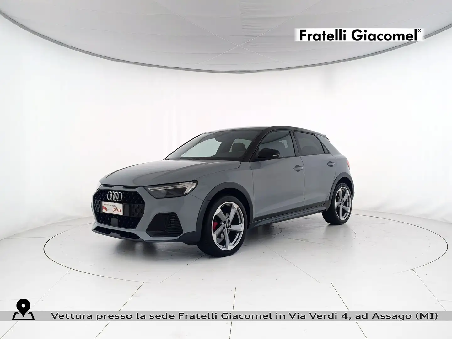 Audi A1 citycarver 35 1.5 tfsi identity contrast 150cv s-t Grigio - 1