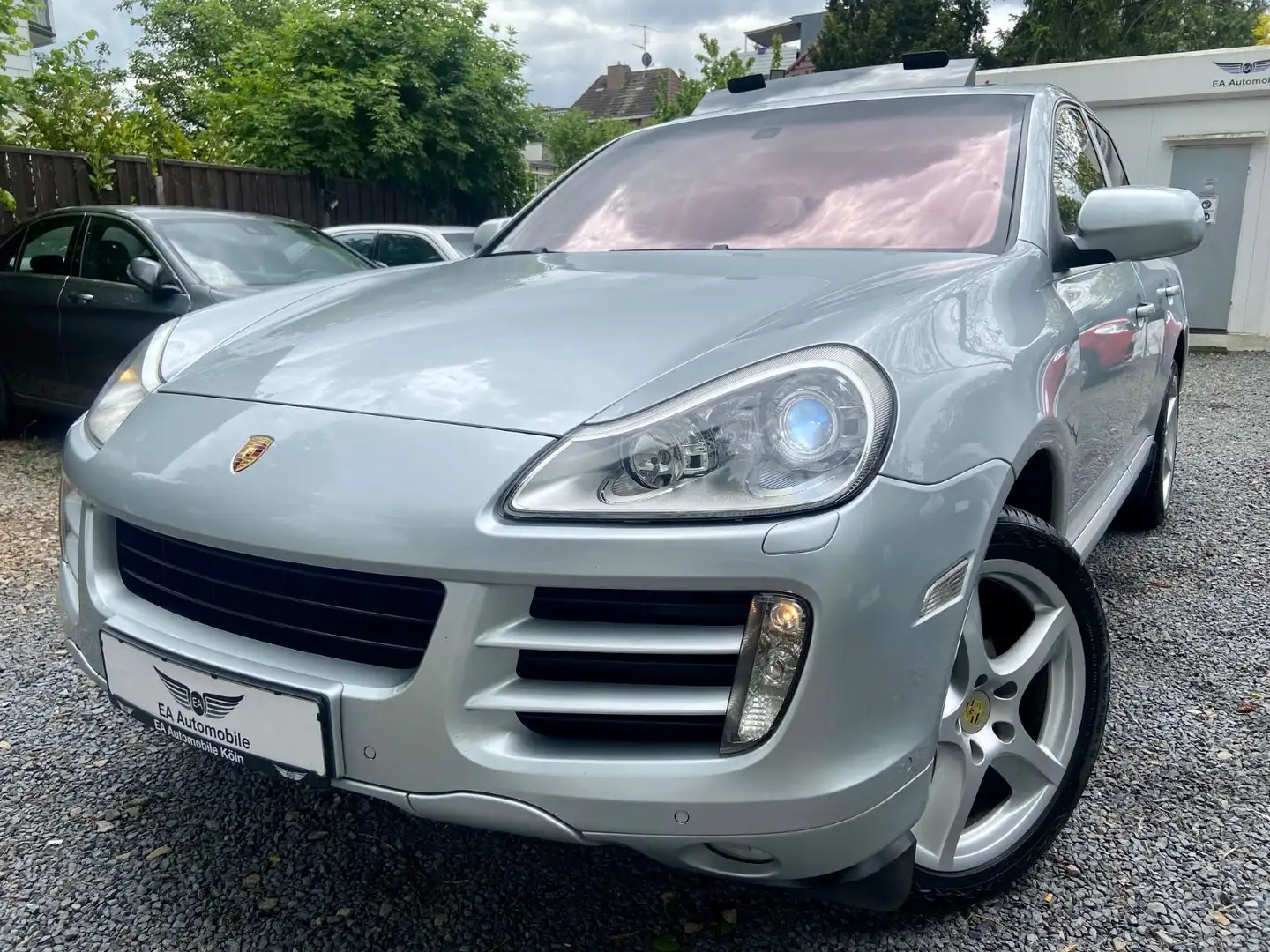 Porsche Cayenne 3.6 LPG*PANORAMA*STANDHEIZUNG*PDCC*XENON Silber - 1