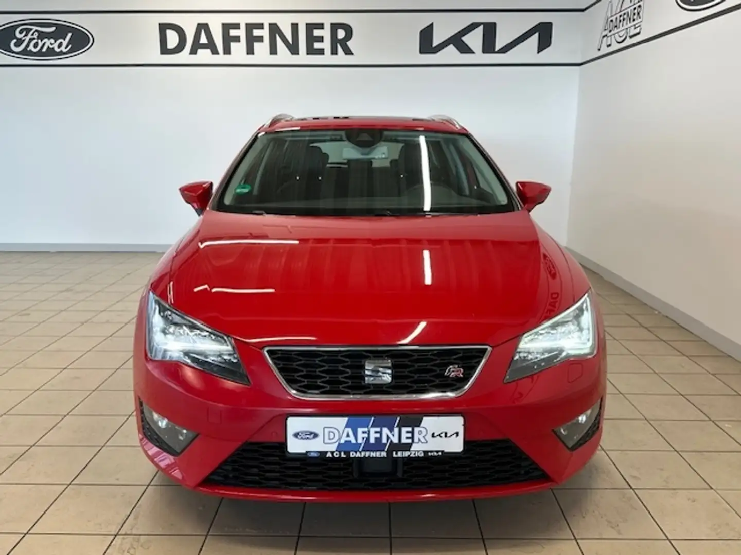SEAT Leon ST FR 2.0 TDI SCHIEBEDACH, ALCANTARA Roşu - 2