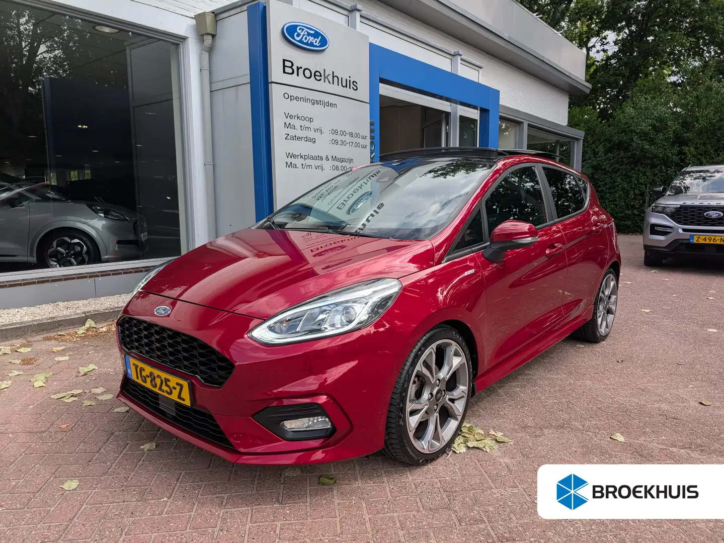 Ford Fiesta 1.0 EcoBoost ST-Line | Panorama Schuifdak | Winter Rood - 1