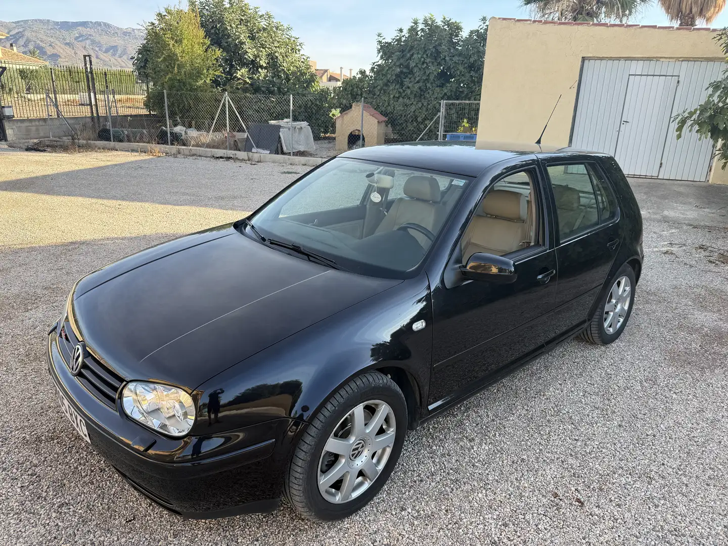Volkswagen Golf 2.8 V6 Highline 4Motion - 1