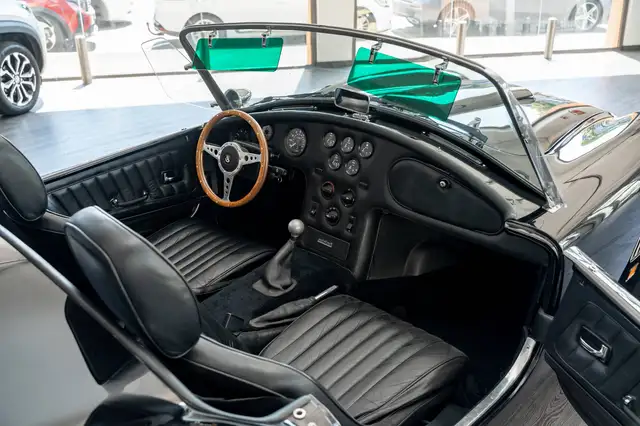 Ac Cobra view 11