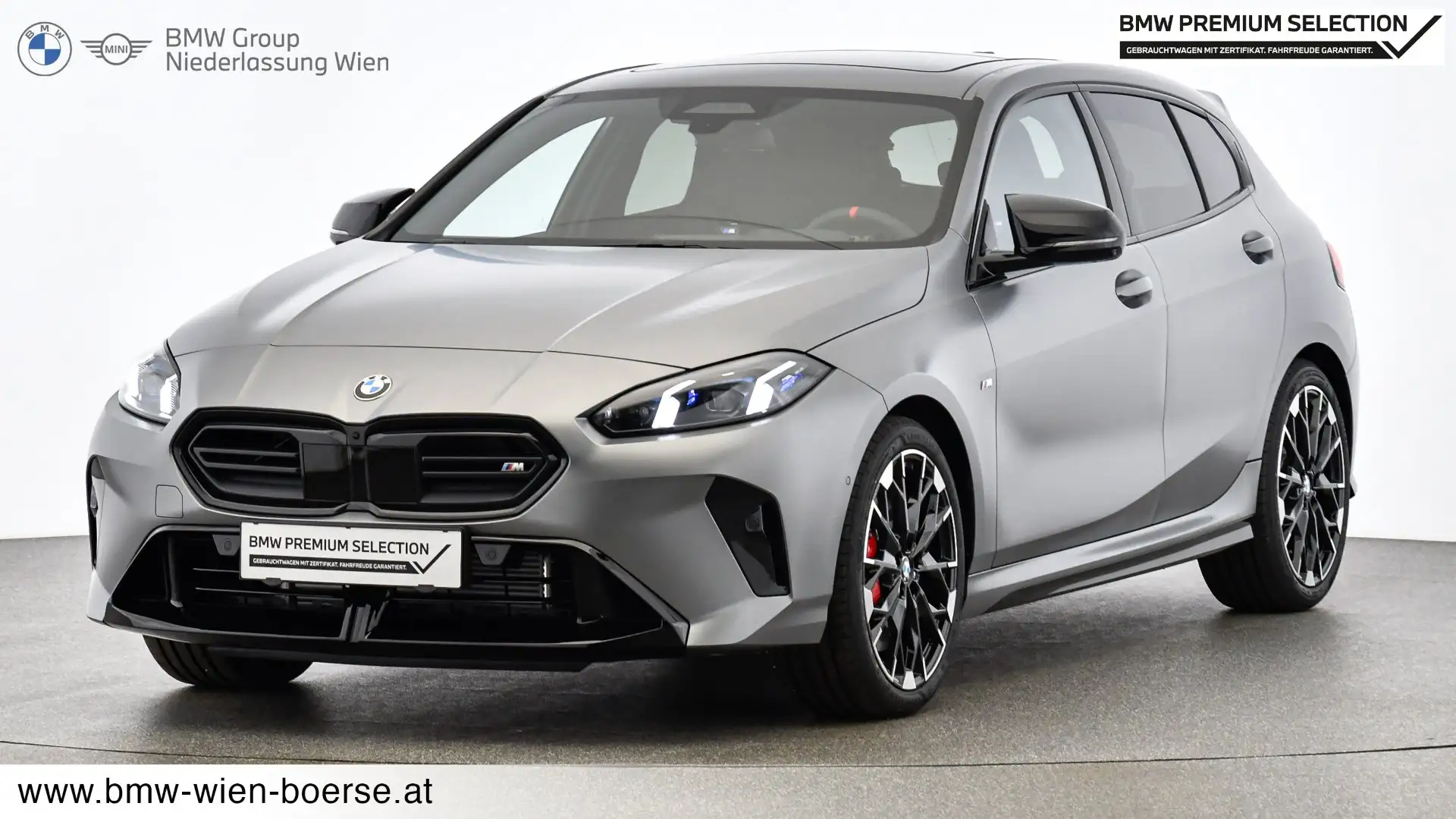 BMW 135 M135i xDrive Grau - 1