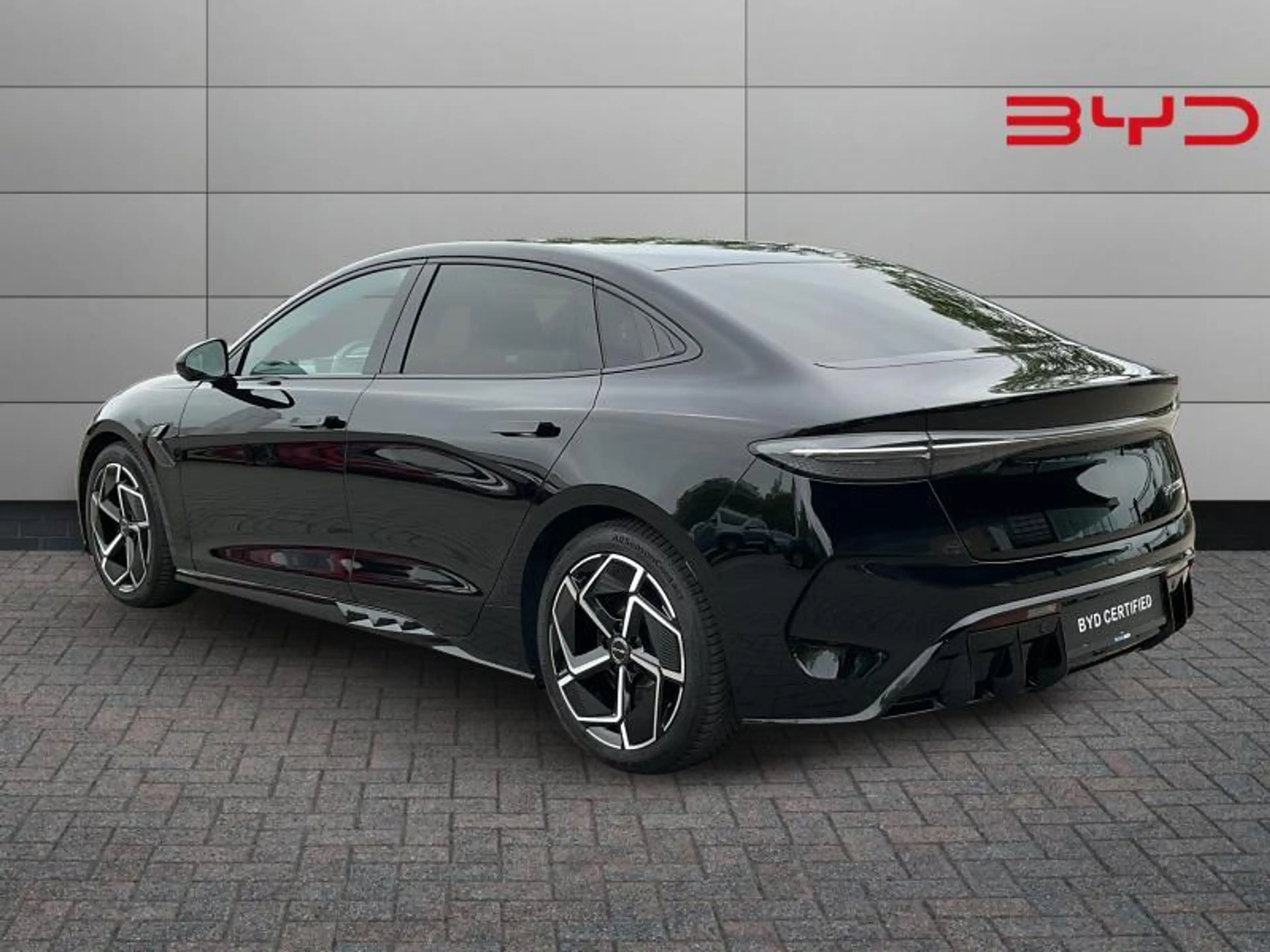BYD Seal EXCELLENCE — photo 3