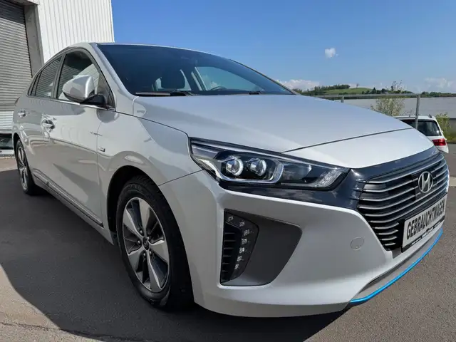 Hyundai IONIQ Style Plug In Hybrid ACC Bi Xenon Kamera