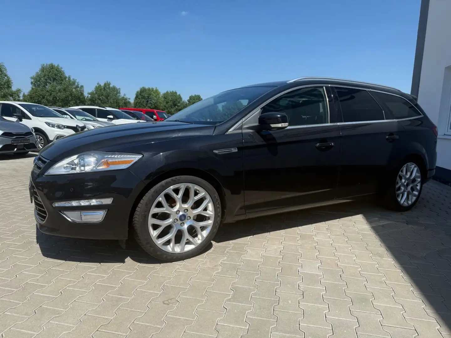 Ford Mondeo Turnier Titanium Black - 2