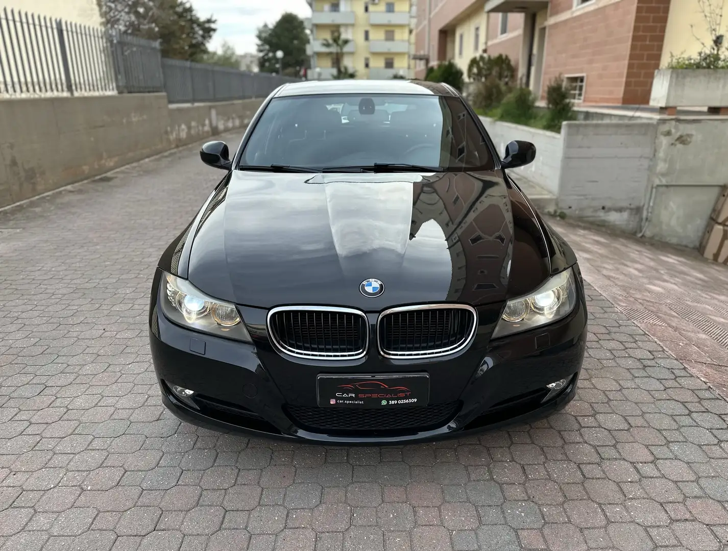 BMW 320 d Touring xDrive Automatica - STORICO BMW-NAVI Schwarz - 2