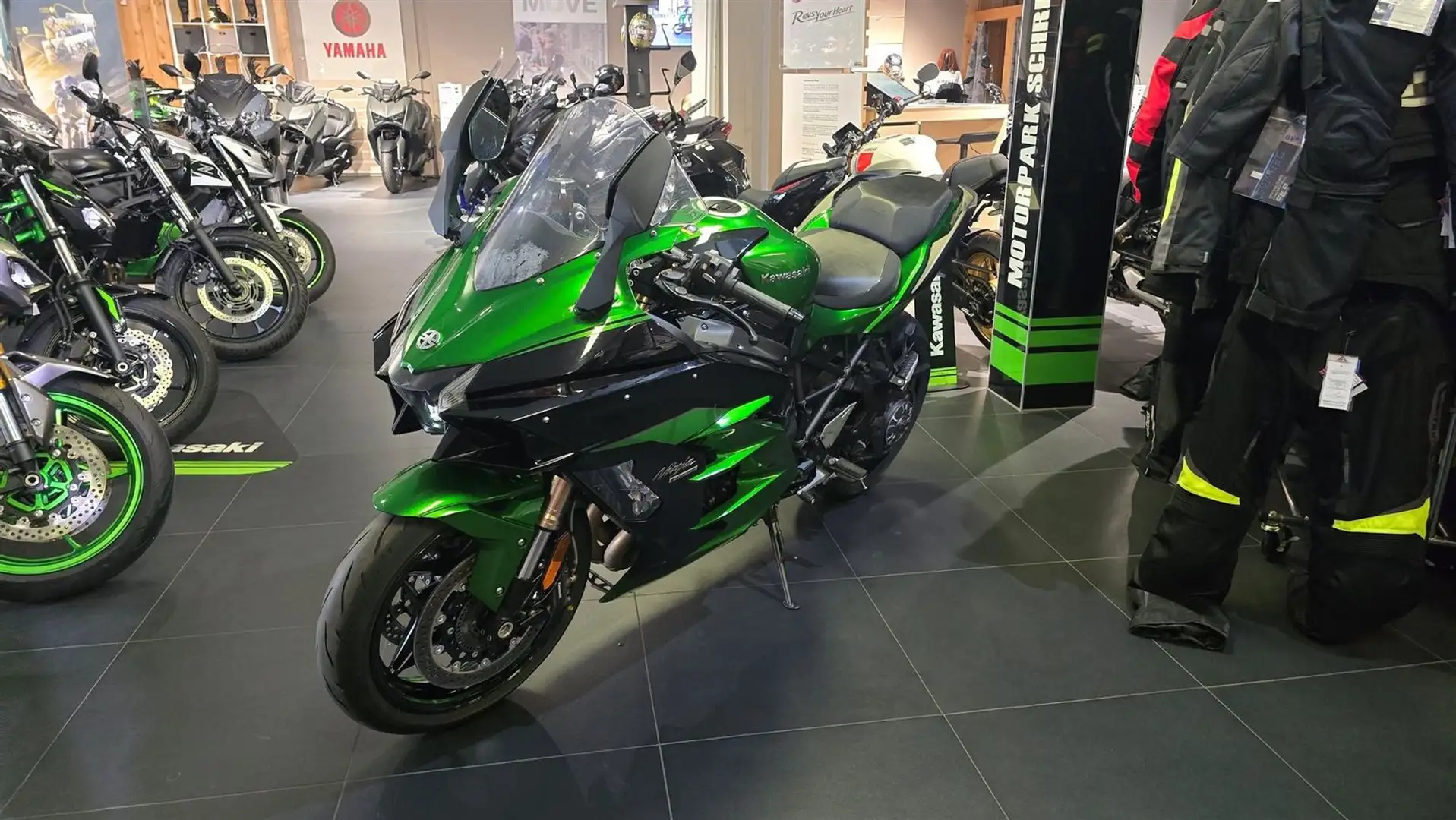 Kawasaki Ninja H2 SX Vert - 1