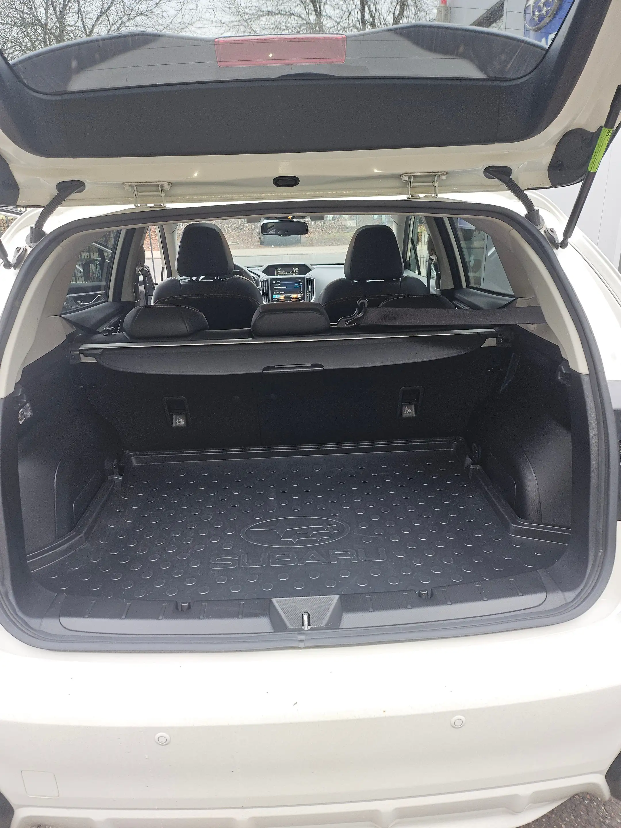 Subaru XV 1.6i Exclusive CVT *wenig Kilometer* — photo 11