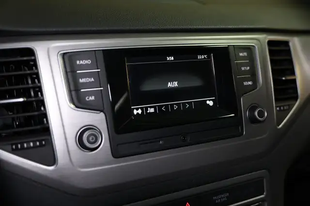 Volkswagen Golf Sportsvan view 19
