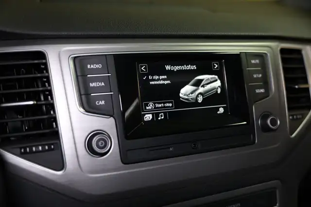 Volkswagen Golf Sportsvan view 20