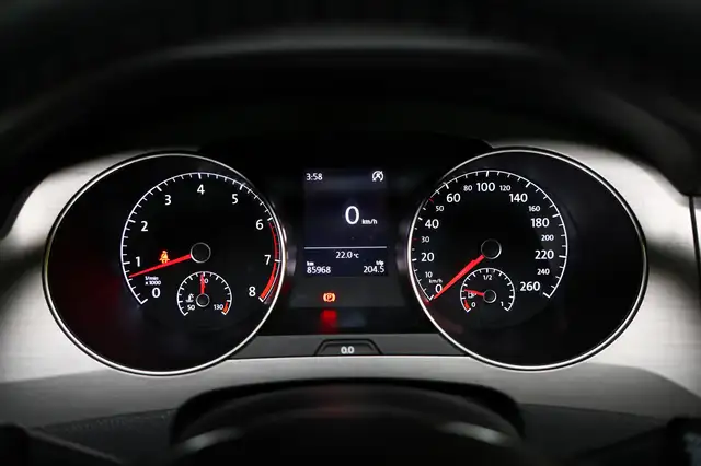 Volkswagen Golf Sportsvan view 16
