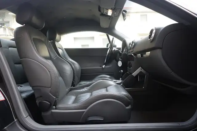 Audi Coupe view 12
