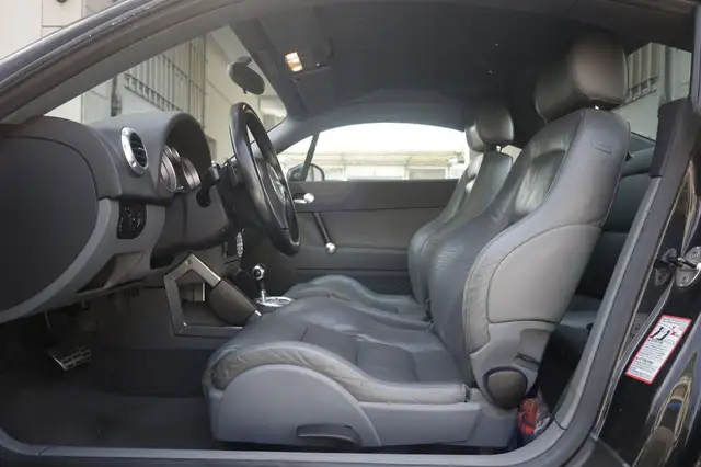 Audi Coupe view 10