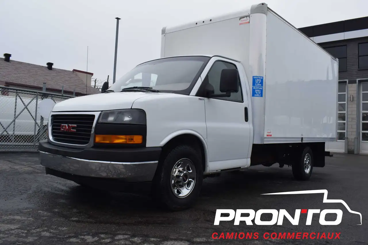GMC Savana снимка GMC Savana