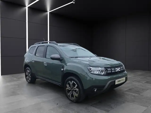 Dacia Duster view 4