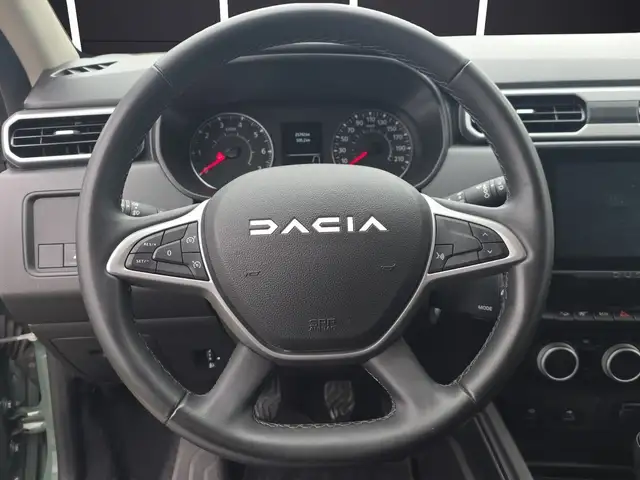 Dacia Duster view 14