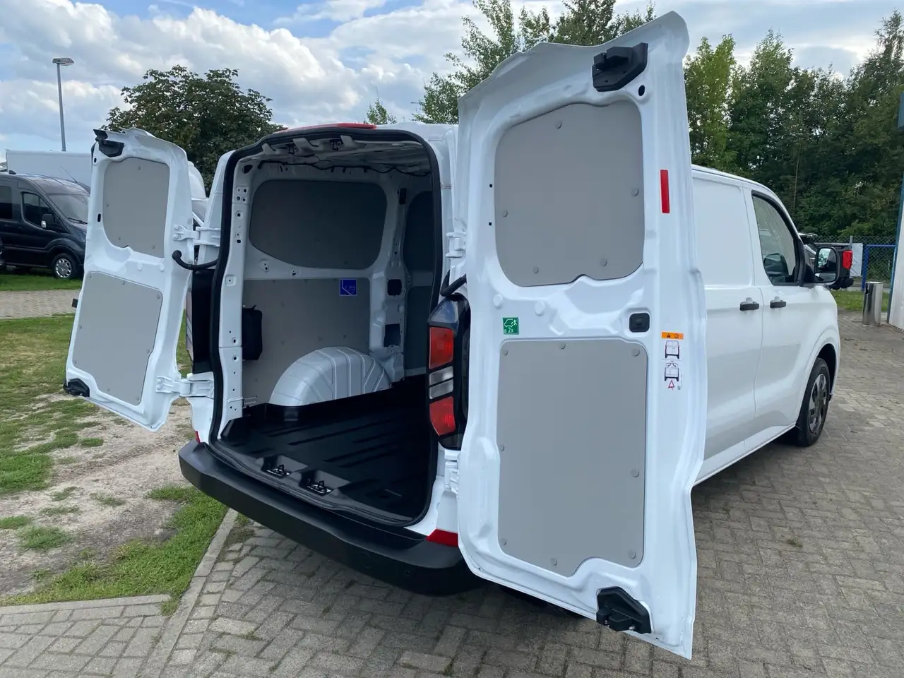 Ford Custom Trend 2.5 PHEV L1 ACC+PDC+KAMERA, миниатюра 21