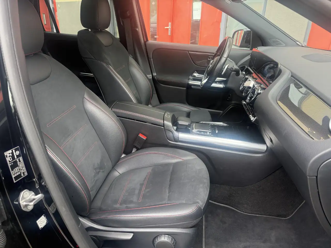Mercedes-Benz GLA AMG Line, Automaat, Alcantara, миниатюра 15