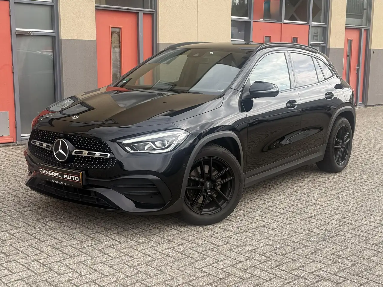 Mercedes-Benz GLA AMG Line, Automaat, Alcantara, миниатюра 9
