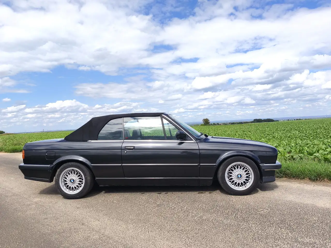 BMW 320i Cabrio, foto 2
