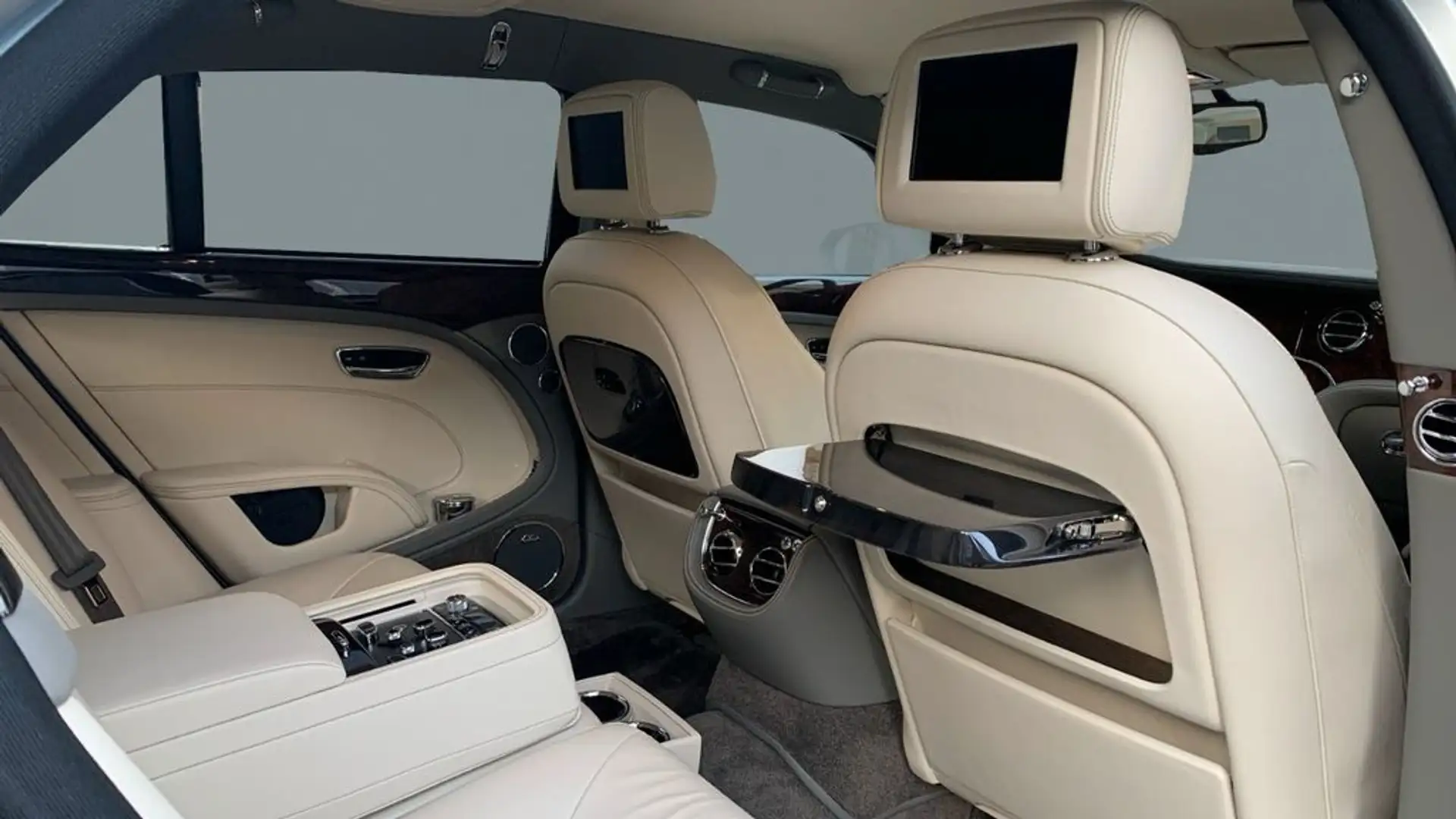 Bentley Mulsanne Grau - 1
