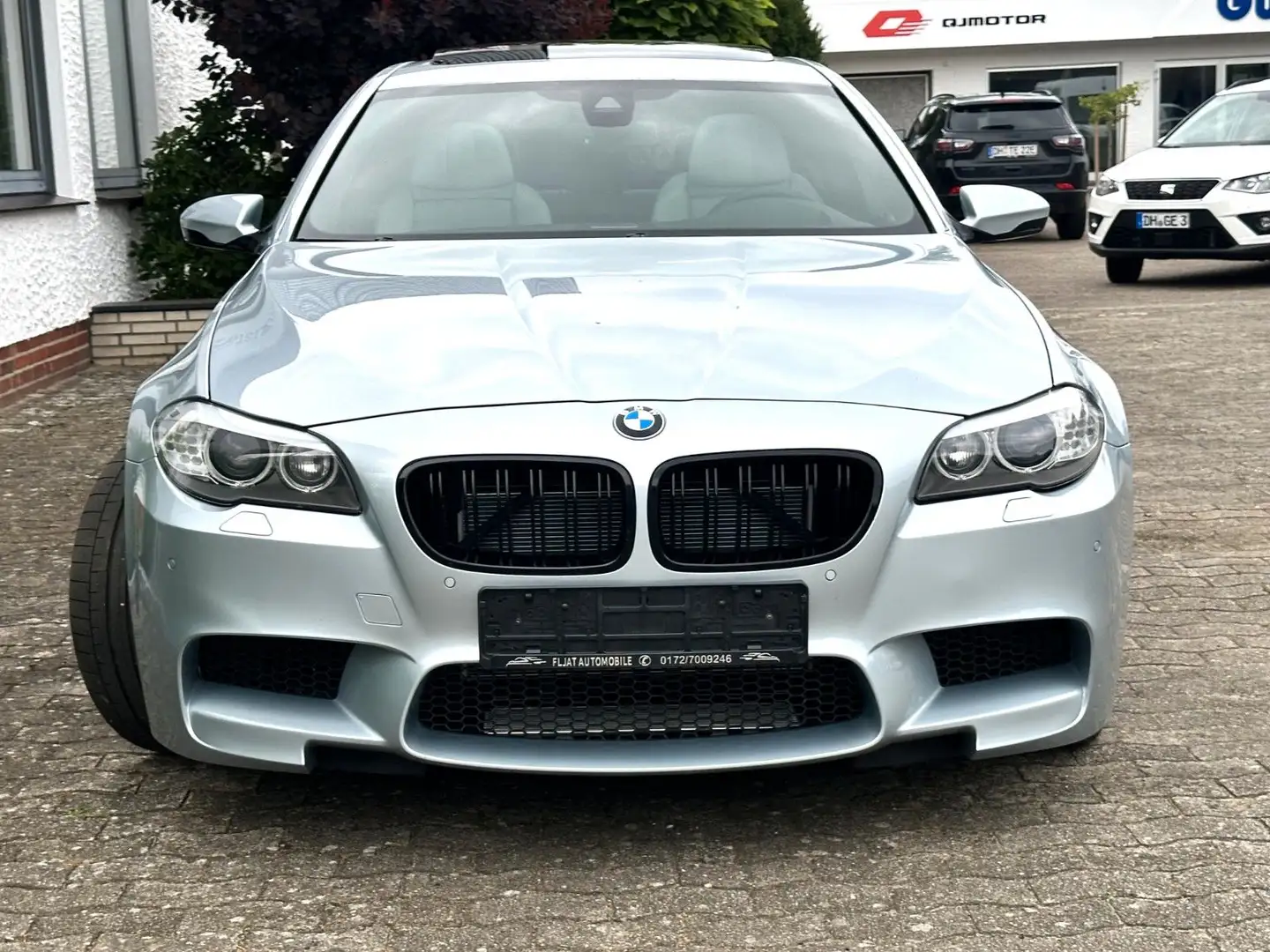 BMW M5 HeadUp/360°Kam/Bang&Olu/SoftClose Silver - 2