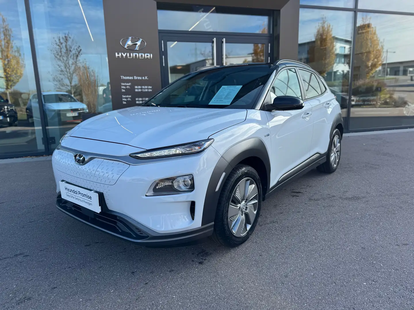 Hyundai KONA Style Elektro 2WD Weiß - 1