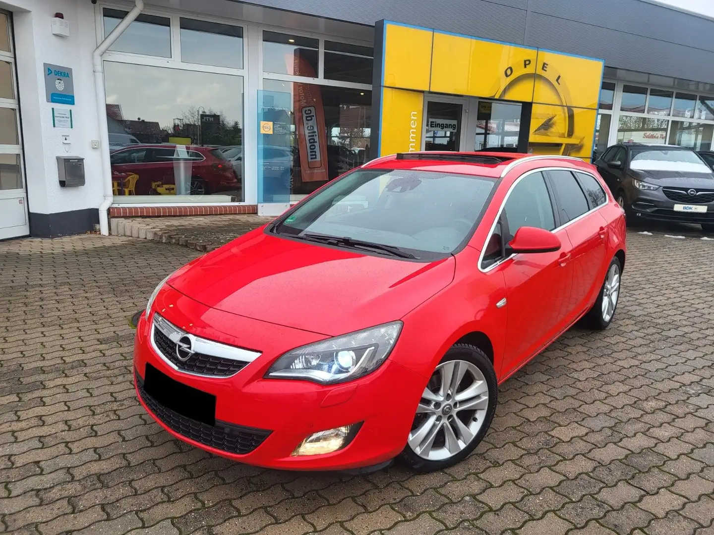 Opel Astra J 2.0T  Sports Tourer "Sport" BiXenon/Navi Red - 1