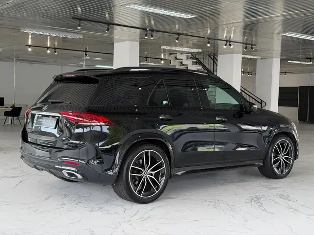 Mercedes-Benz Amg view 5