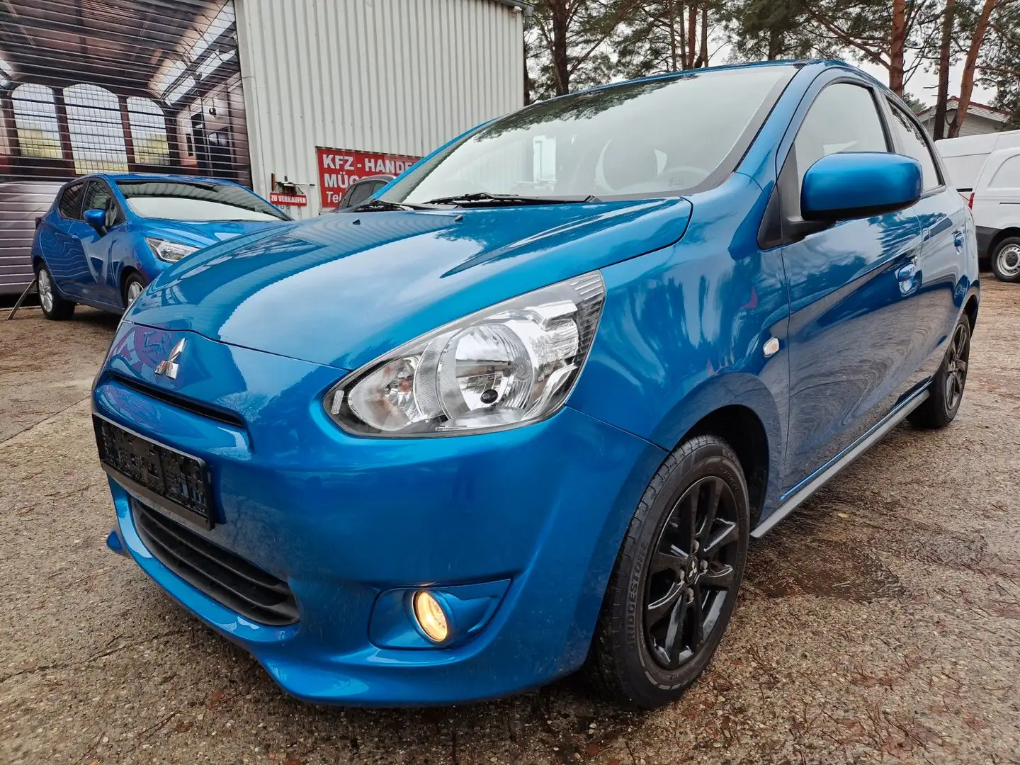 Mitsubishi Space Star SPACE STAR 1.2i DiAMANT 1.HAND KLiMA NAVi 25TKM Blau - 1