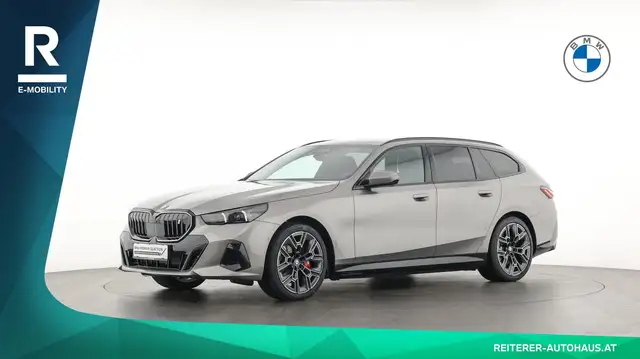 BMW i5 xDrive40 *M Sportpaket Pro *Adaptives Fahrwerk Pro Ansicht 3