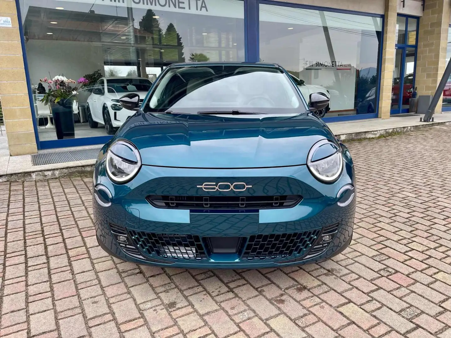 Fiat 600 Hybrid 145 CV DCT MHEV La Prima - KM0 Bleu - 2