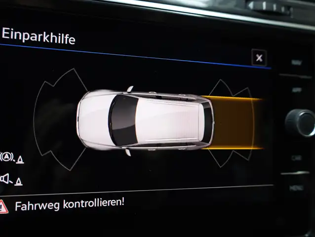 Volkswagen Tiguan Allspace view 23