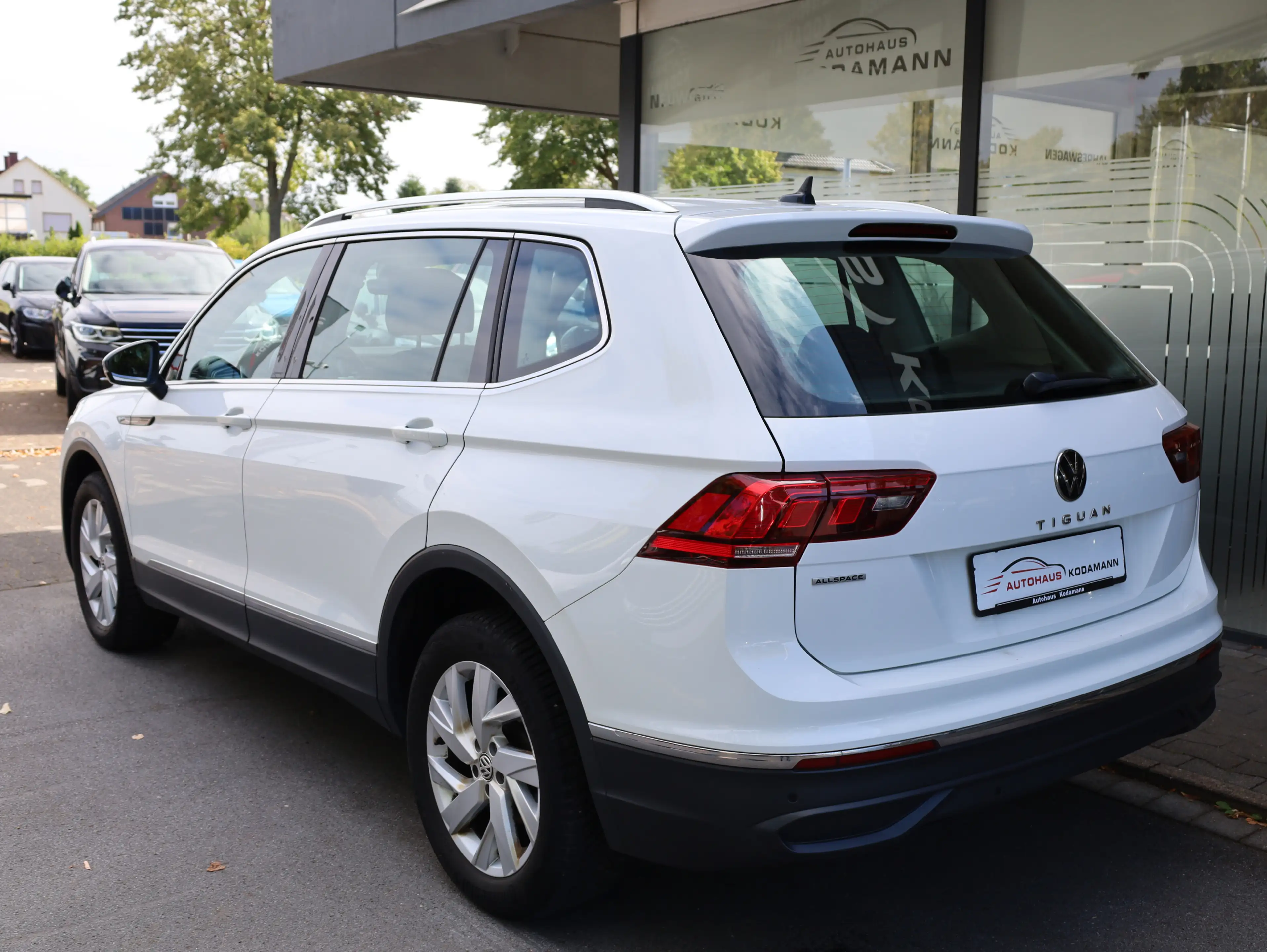 Volkswagen Tiguan Allspace Life 2.0TDI*AHK*ACC*elekt.Heck.* — photo 7