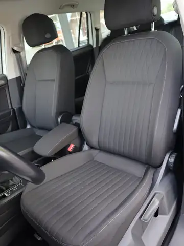 Volkswagen Tiguan Allspace view 15