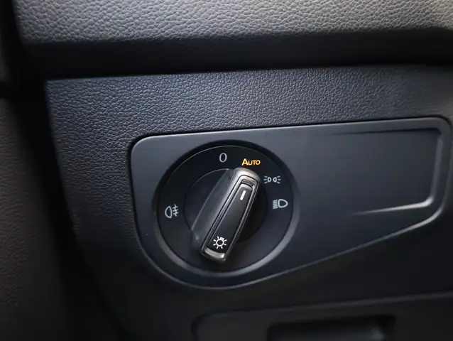 Volkswagen Tiguan Allspace view 29