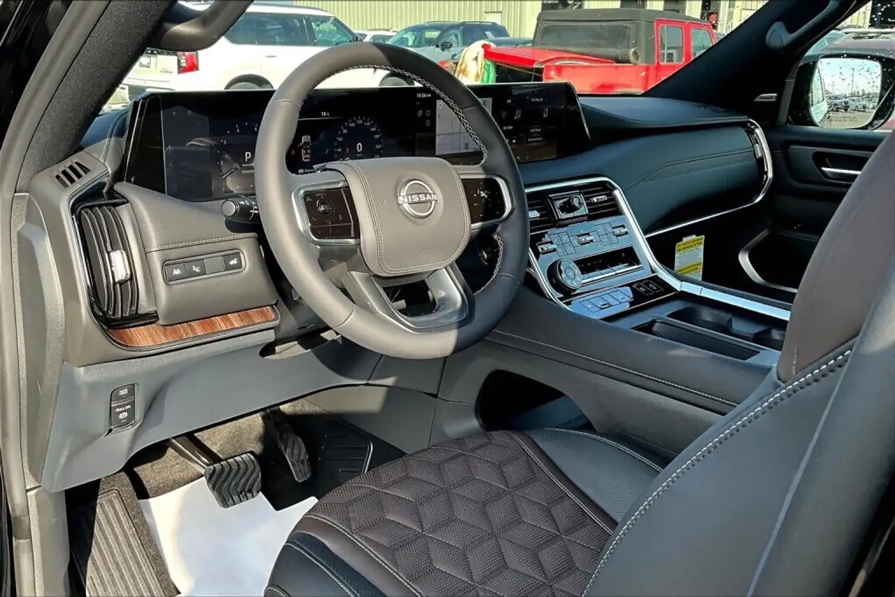 Nissan Armada снимка Nissan Armada