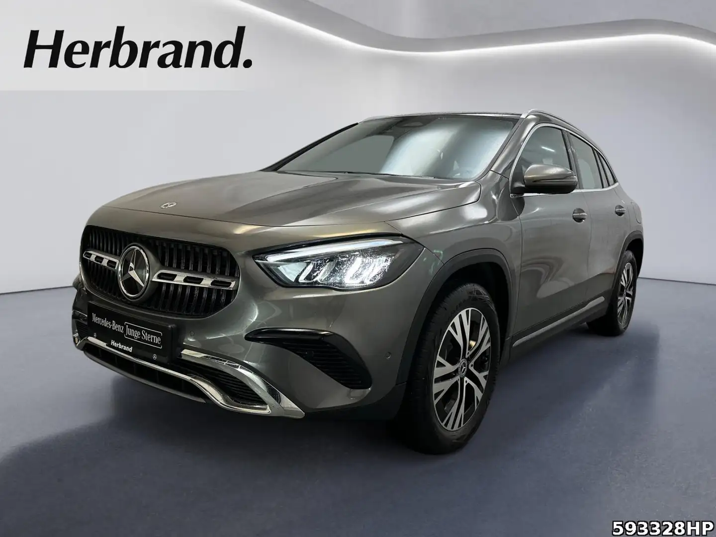 Mercedes-Benz GLA 250 e Progressive Pano AHK LED Memory Grau - 1