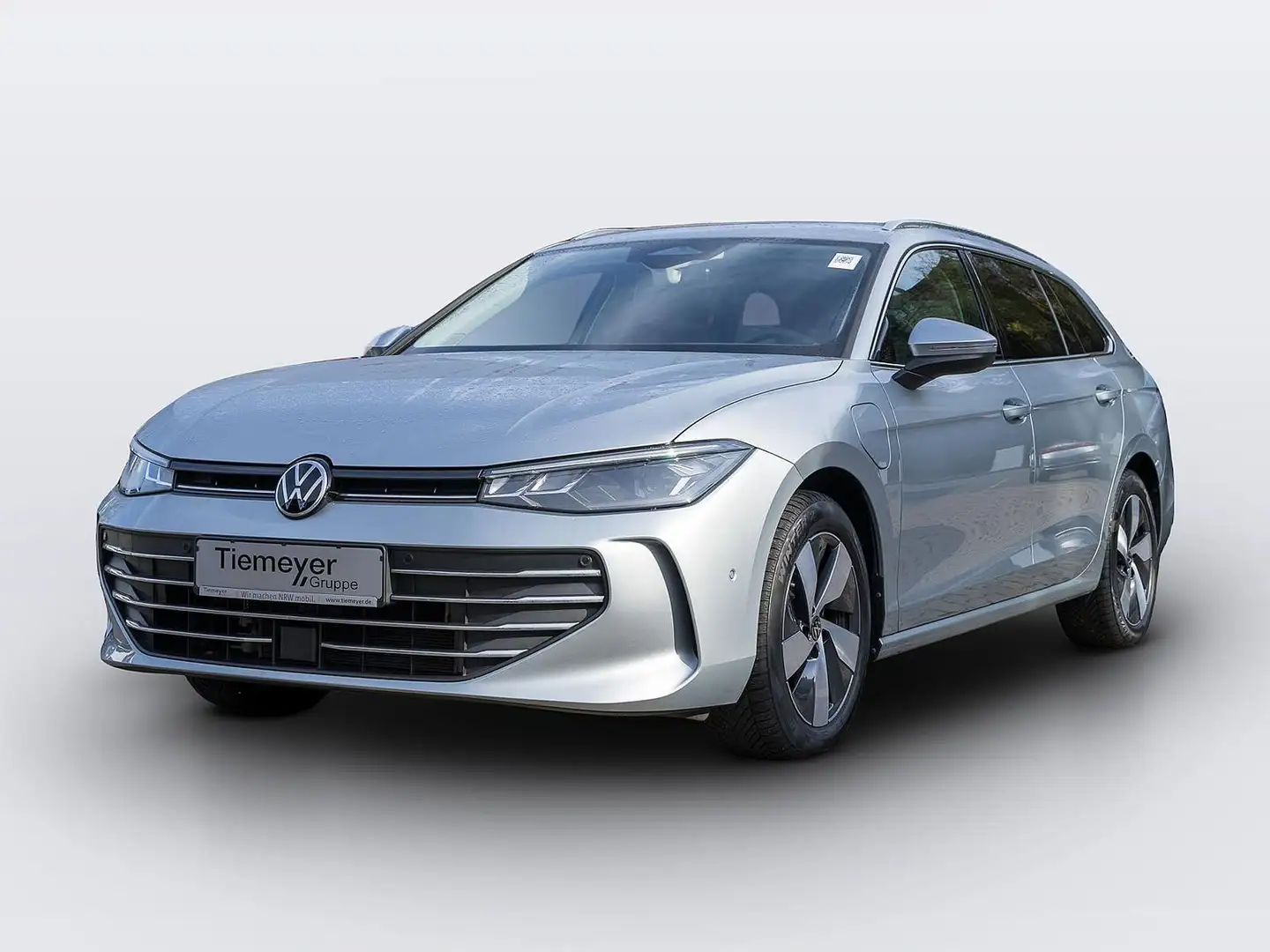 Volkswagen Passat Variant 1.5 eHybrid BUSINESS AHK ergoACTI Silber - 2