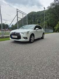 1. Hand/Automatik/103.600 km/Xenon/Massage