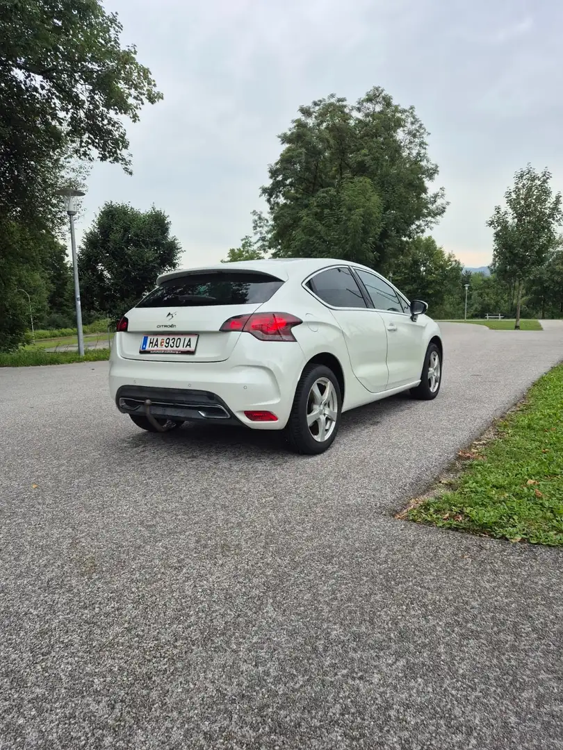 Citroen DS4 1. Hand/Automatik/103.600 km/Xenon/Massage - 2