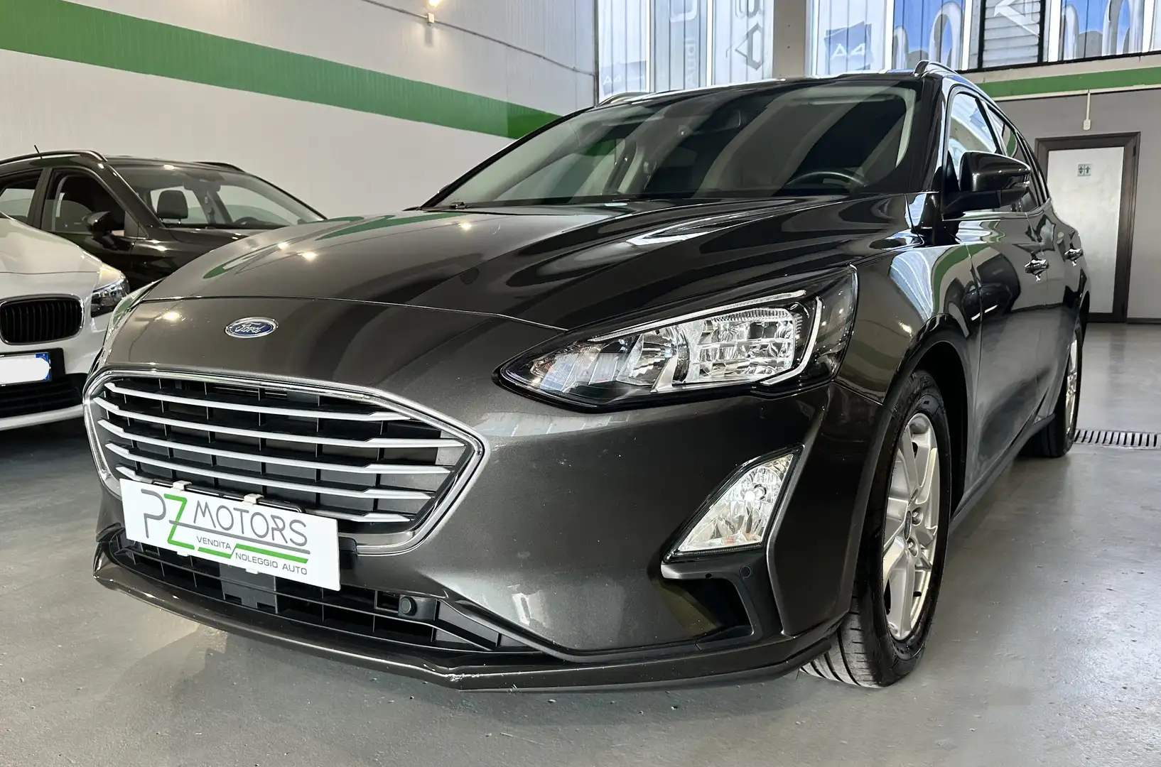 Ford Focus Focus SW 1.5 Business Co-pilot PROMO FINANZIAMENTO Grigio - 1