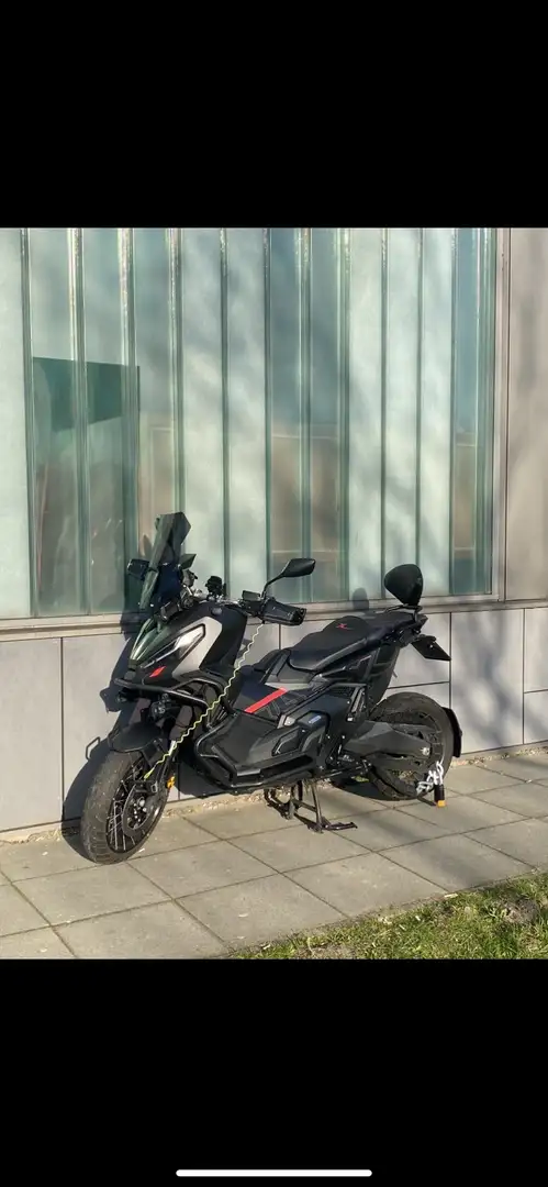 Honda X-ADV | 2024 | A2/35 KW| ALARM | FULL OPTION Noir - 1