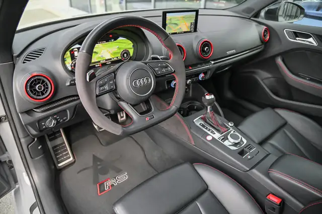 Audi RS3 view 10